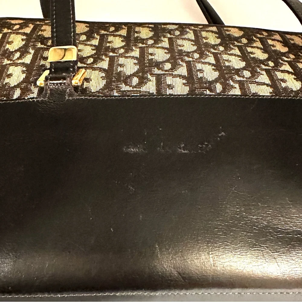 Christian Dior - Trotter Shoulder Bag - Picture 6 of 11